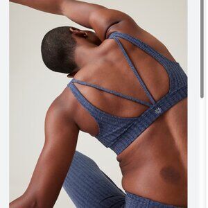 Athleta Exhale Bra A-C Size S